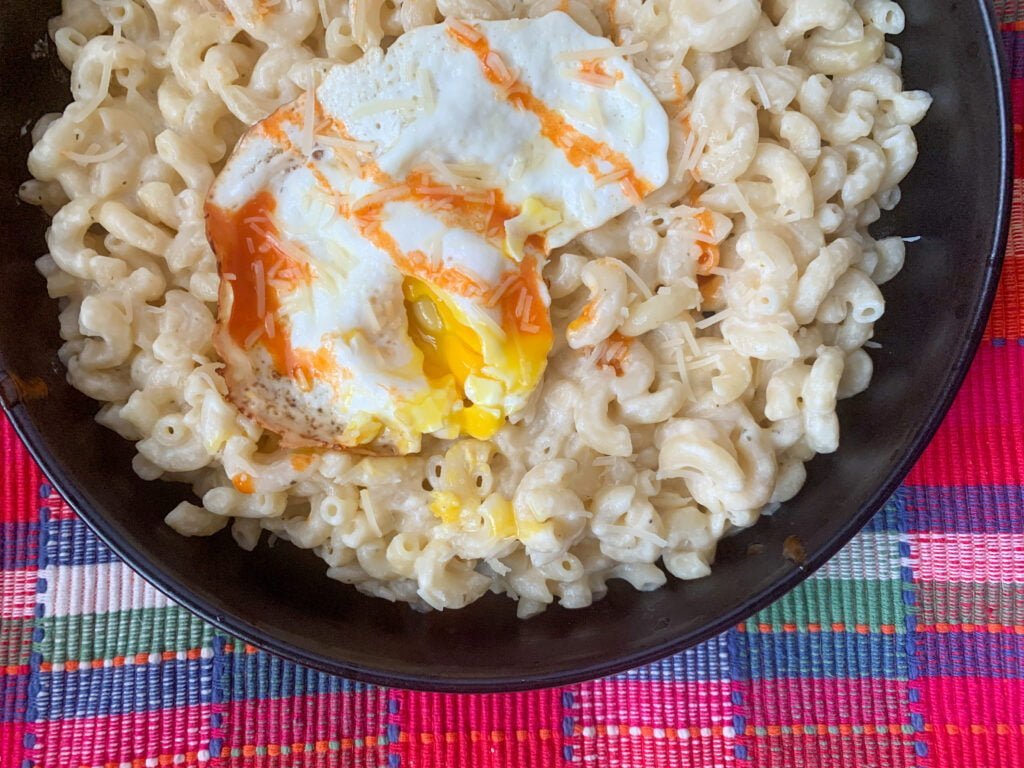 Breakfast mac and cheese