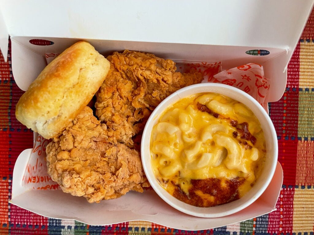 Popeyes Homestyle Mac and Cheese
