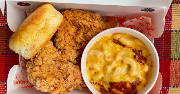 Popeyes Homestyle Mac and Cheese Review
