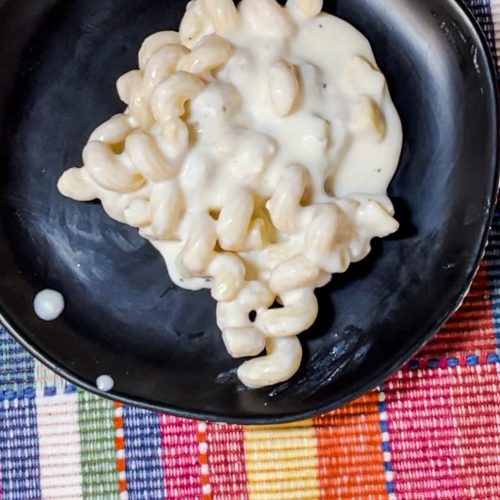 Black Pepper Gouda and Cream Mac and Cheese