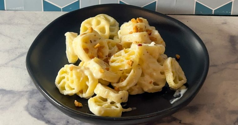 Spiced Apple and Cherrywood Smoked Cheddar Mac and Cheese Recipe